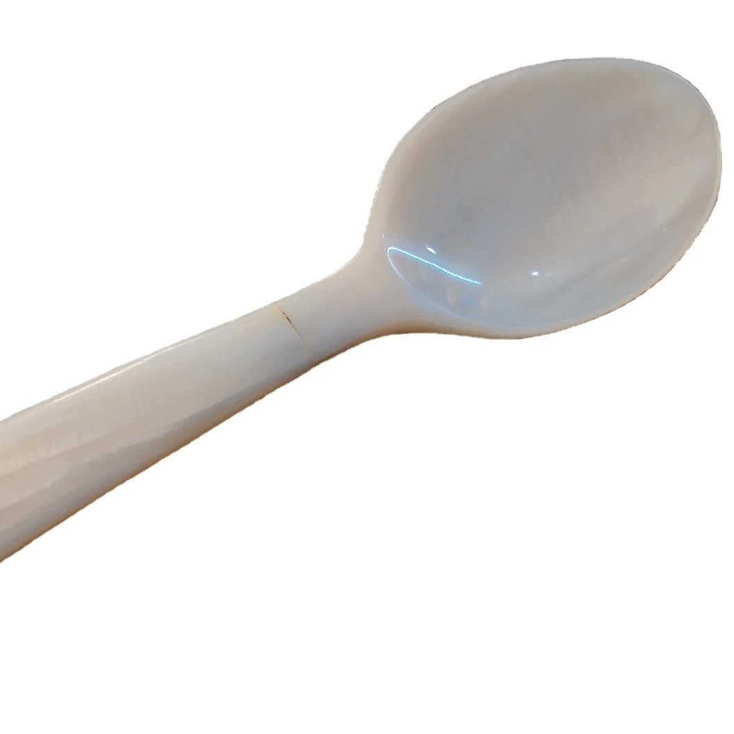 Caviar spoon from shell size 9cm