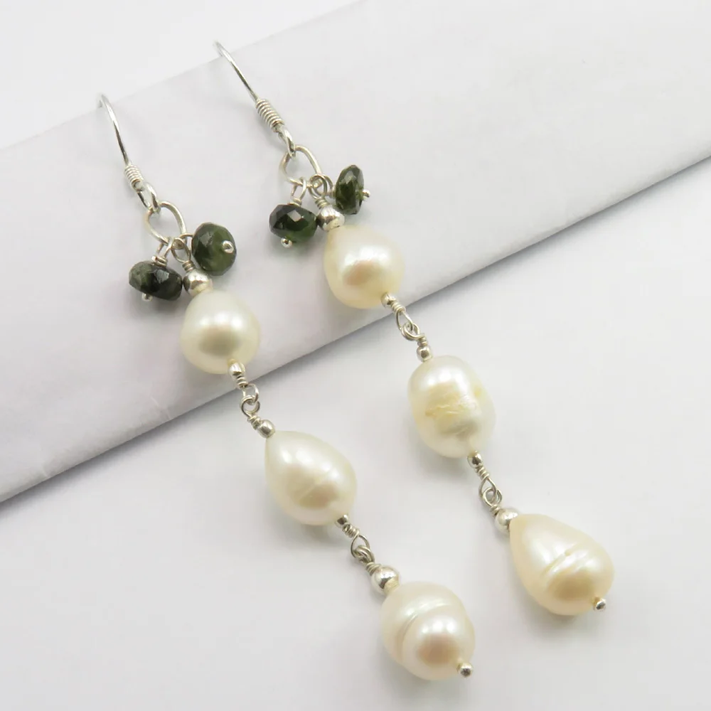 
925 Pure Sterling Silver Pearl, Emerald Beaded Earrings 2.7