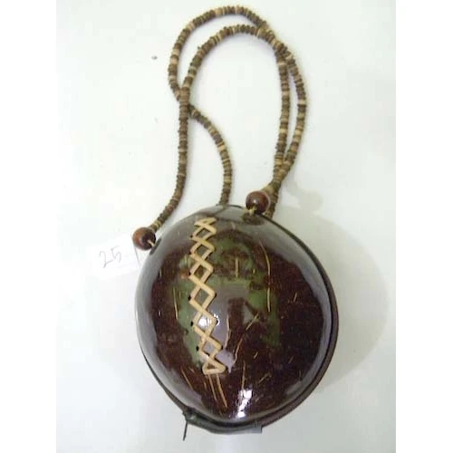 Vintage Wedding Souvenir Coconut Shell Purse by Names Recyclable Handbag with Fabric Lining Dot Pattern Casual Style for Girls