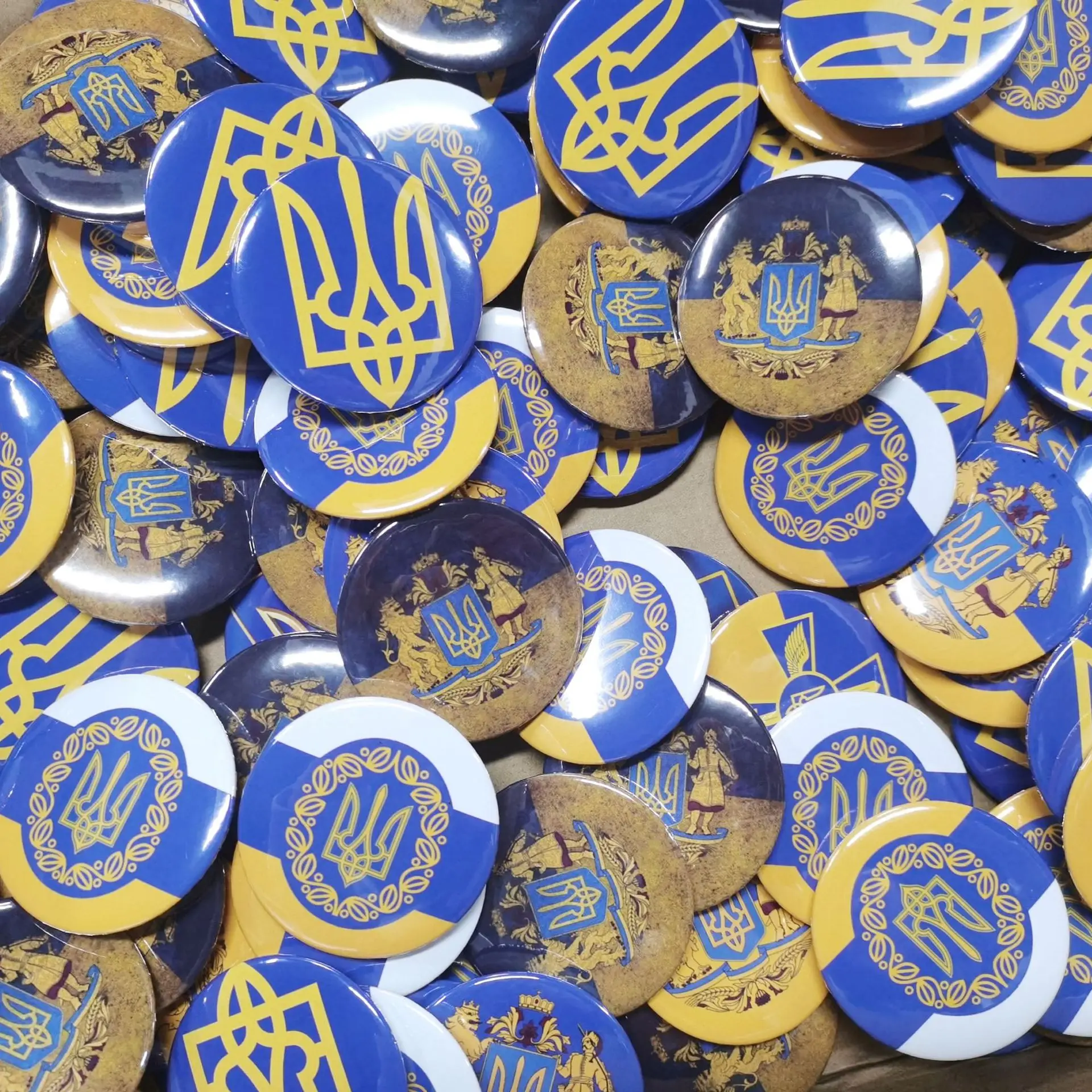 Custom Anime Round Tin Badge/Pin Tin Button Badges Tin Badge Manufacturers