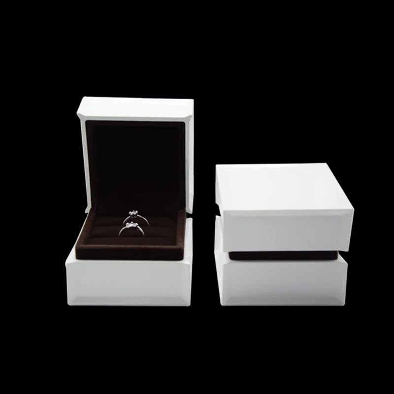 wholesale custom plastic velvet white black jewelry packing box ring