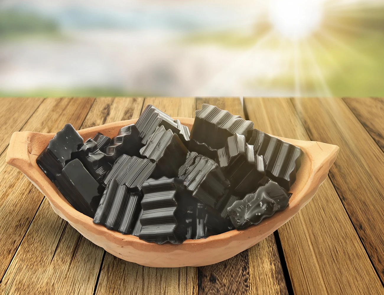 Best selling 2022 Herbal Extract Mesona Benth Chenisis Liquid herbal extract use for snack, dessert 25kg packing from Vietnam