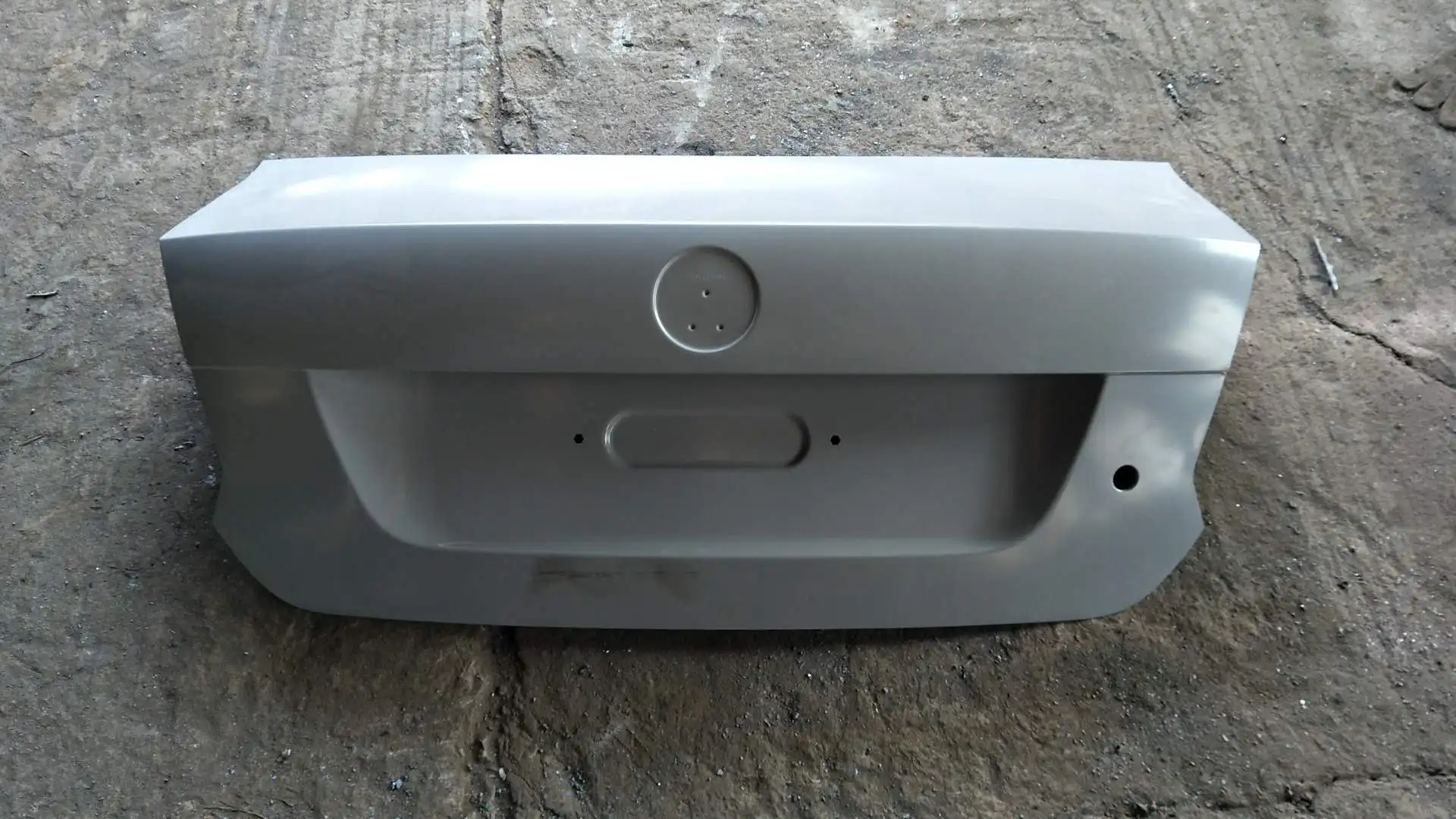 CAR PARTS AUTO PARTS TRUNK LID FOR VOLKSWAGEN POLO SEDAN 2011-