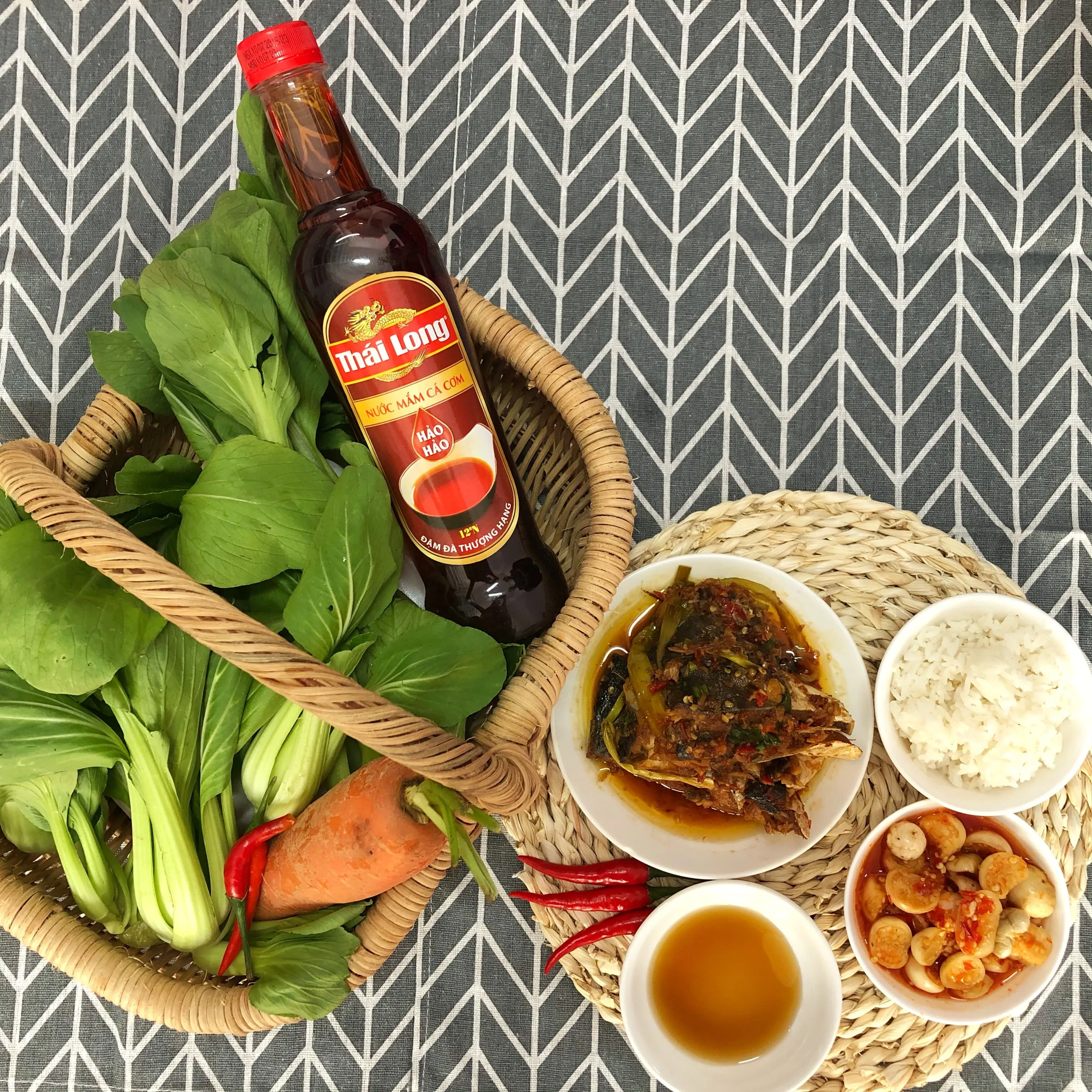 Special Anchovy fish sauce Phan Thiet  - 500ml Bottle made from fish sauce manufacturer in Vietnamn can produce on your request